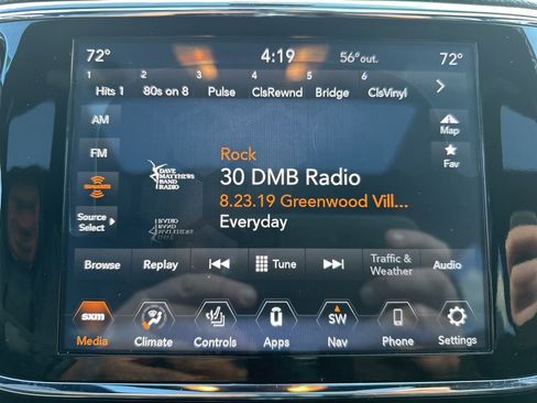 Used 2020 Jeep Grand Cherokee Laredo AWD/4WD image 27