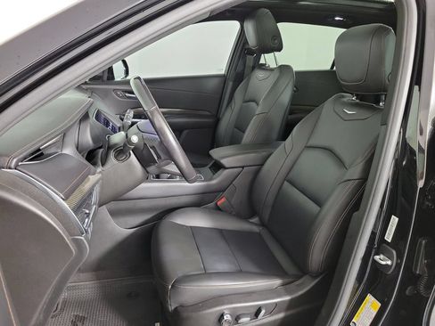 Used 2021 Cadillac XT4 Sport w/ Cold Weather Package FWD image 17