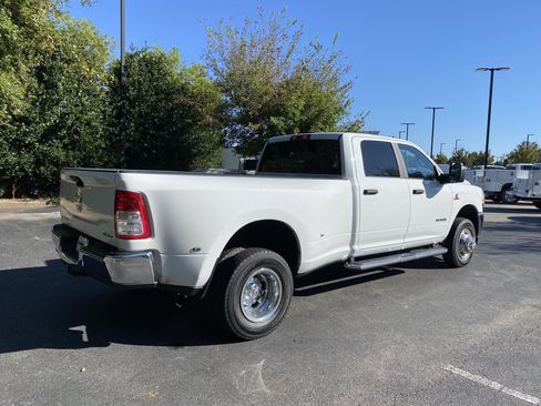 Used 2024 RAM 3500 Big Horn image 9