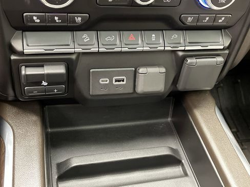 Used 2023 GMC Sierra 2500 SLT AWD/4WD image 24