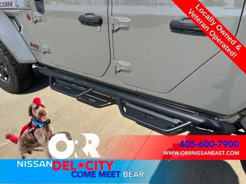 Used 2022 Jeep Gladiator Rubicon w/ LED Lighting Group AWD/4WD image 11