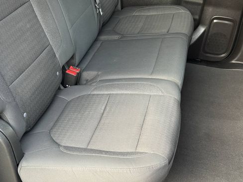Used 2021 Chevrolet Silverado 1500 LT AWD/4WD image 19