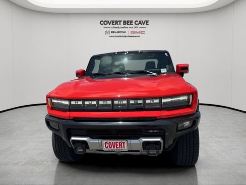 New 2025 GMC Hummer EV 2X w/ LPO, Dark Essentials Package image 6