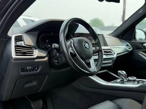 Used 2022 BMW X5 xDrive40i AWD/4WD image 13