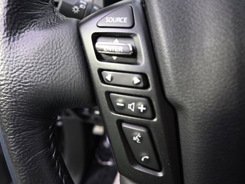 Used 2022 Nissan Frontier SV image 38