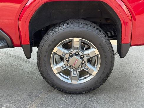 Used 2026 GMC Sierra 2500 SLT w/ SLT Premium Package image 7