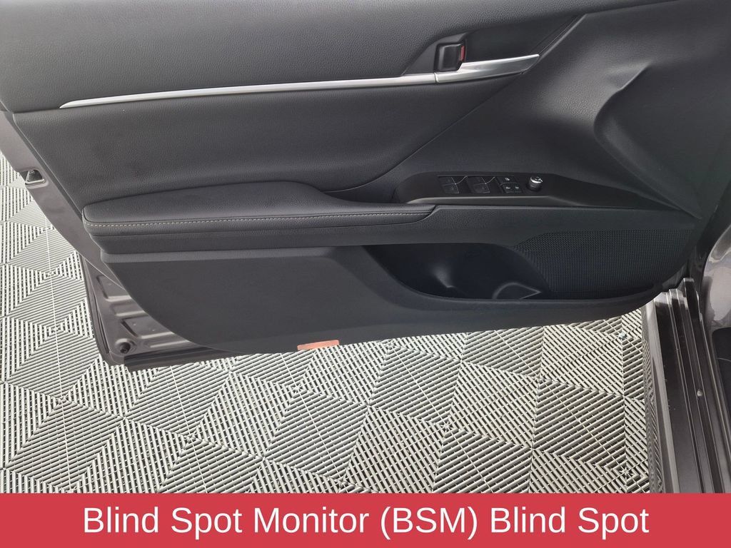 Used 2021 Toyota Camry XSE w/ Navigation Upgrade Package FWD image 9