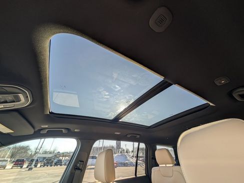 New 2026 Jeep Grand Cherokee L Limited image 3