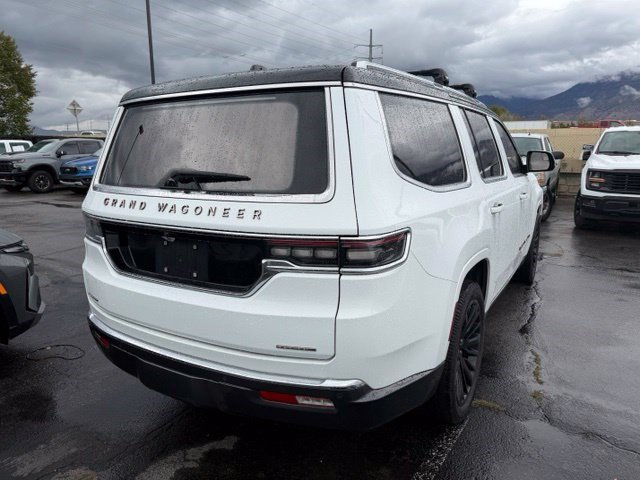 Used 2022 Jeep Grand Wagoneer Series III AWD/4WD image 8