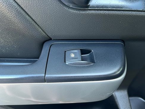 Used 2018 Chevrolet Silverado 1500 LT w/ All Star Edition image 9