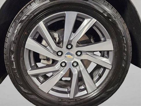 Used 2022 Chevrolet Equinox LT image 22