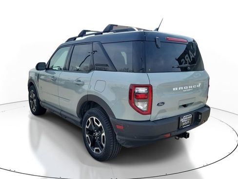 Used 2021 Ford Bronco Sport Outer Banks w/ Outer Banks Package image 3