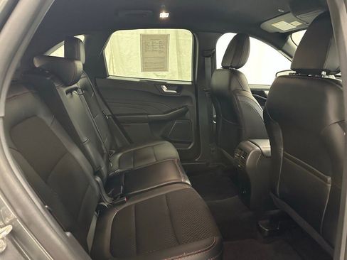 Used 2025 Ford Escape ST-Line image 48