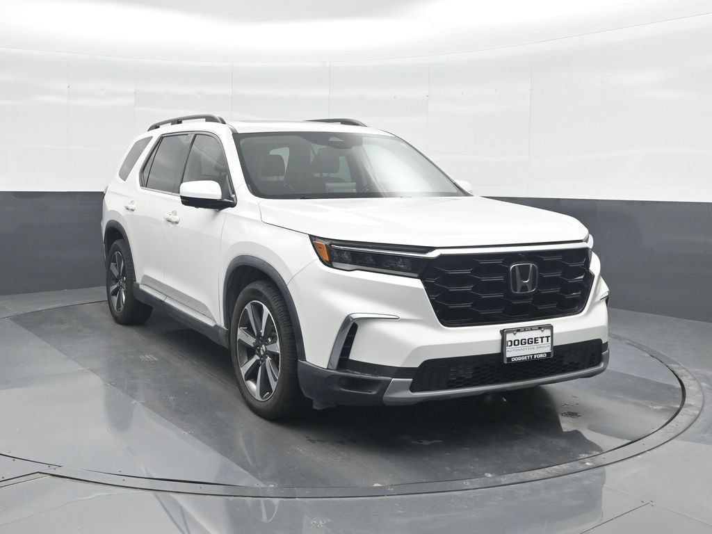 Used 2023 Honda Pilot Elite image 8
