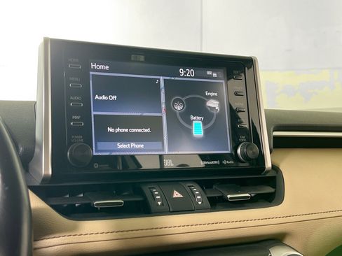 Used 2019 Toyota RAV4 Limited image 15