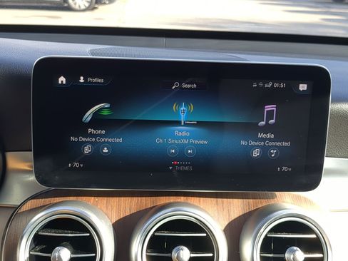 Used 2021 Mercedes-Benz GLC 300 image 23