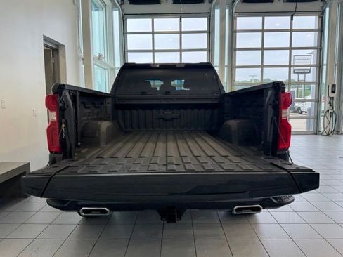 Certified 2024 Chevrolet Silverado 1500 RST w/ Convenience Package II AWD/4WD image 35