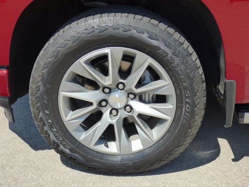 Used 2022 Chevrolet Silverado 1500 High Country w/ Safety Package II image 37