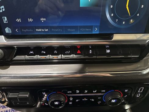 Used 2023 Chevrolet Silverado 1500 High Country w/ LPO, Dark Essentials Package AWD/4WD image 33