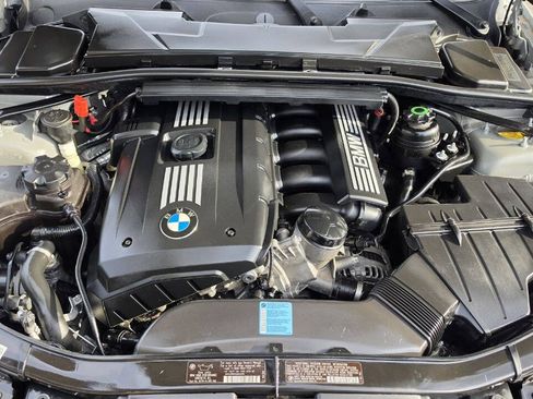 Used 2011 BMW 328i Convertible RWD image 12