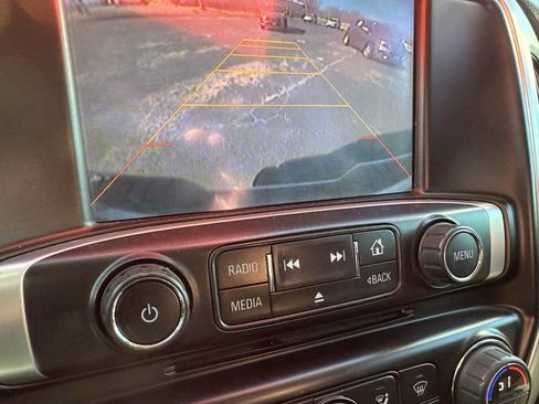 Used 2015 GMC Sierra 1500 SLE w/ Texas SLE Value Package image 28