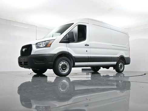 New 2026 Ford Transit 250 148 Medium Roof image 38