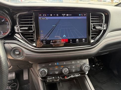Used 2022 Dodge Durango R/T image 16
