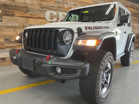 Used 2022 Jeep Wrangler Rubicon w/ Cold Weather Group AWD/4WD image 8