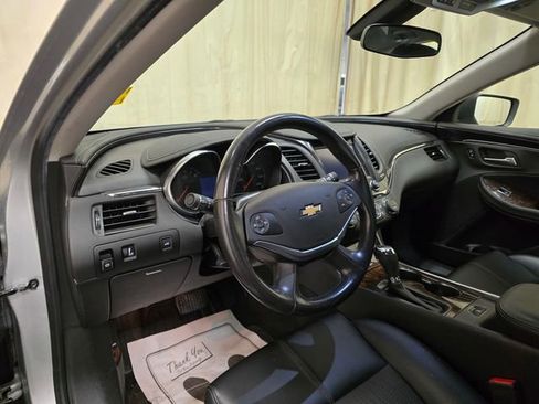 Used 2014 Chevrolet Impala LT FWD image 12