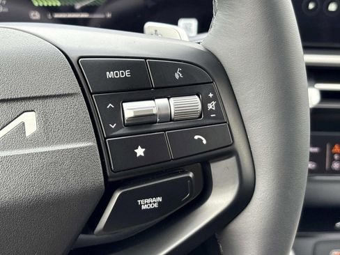 New 2026 Kia Sportage S AWD/4WD image 18