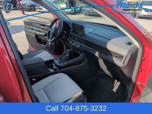 Used 2024 Honda CR-V EX image 16