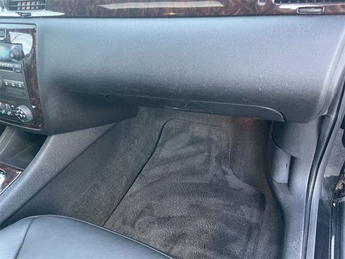 Used 2013 Chevrolet Impala LTZ image 32