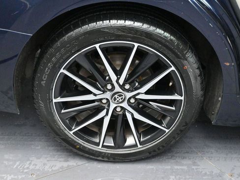 Used 2021 Toyota Camry SE FWD image 30