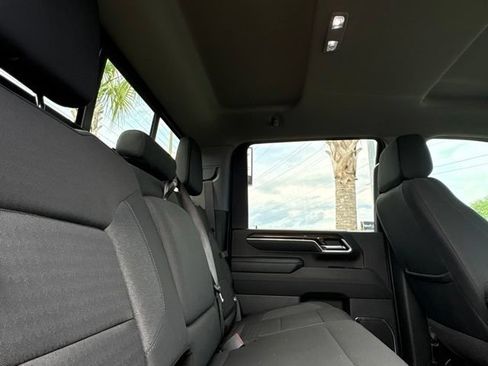 Used 2025 Chevrolet Silverado 2500 LT w/ Z71 Chrome Sport Edition AWD/4WD image 11