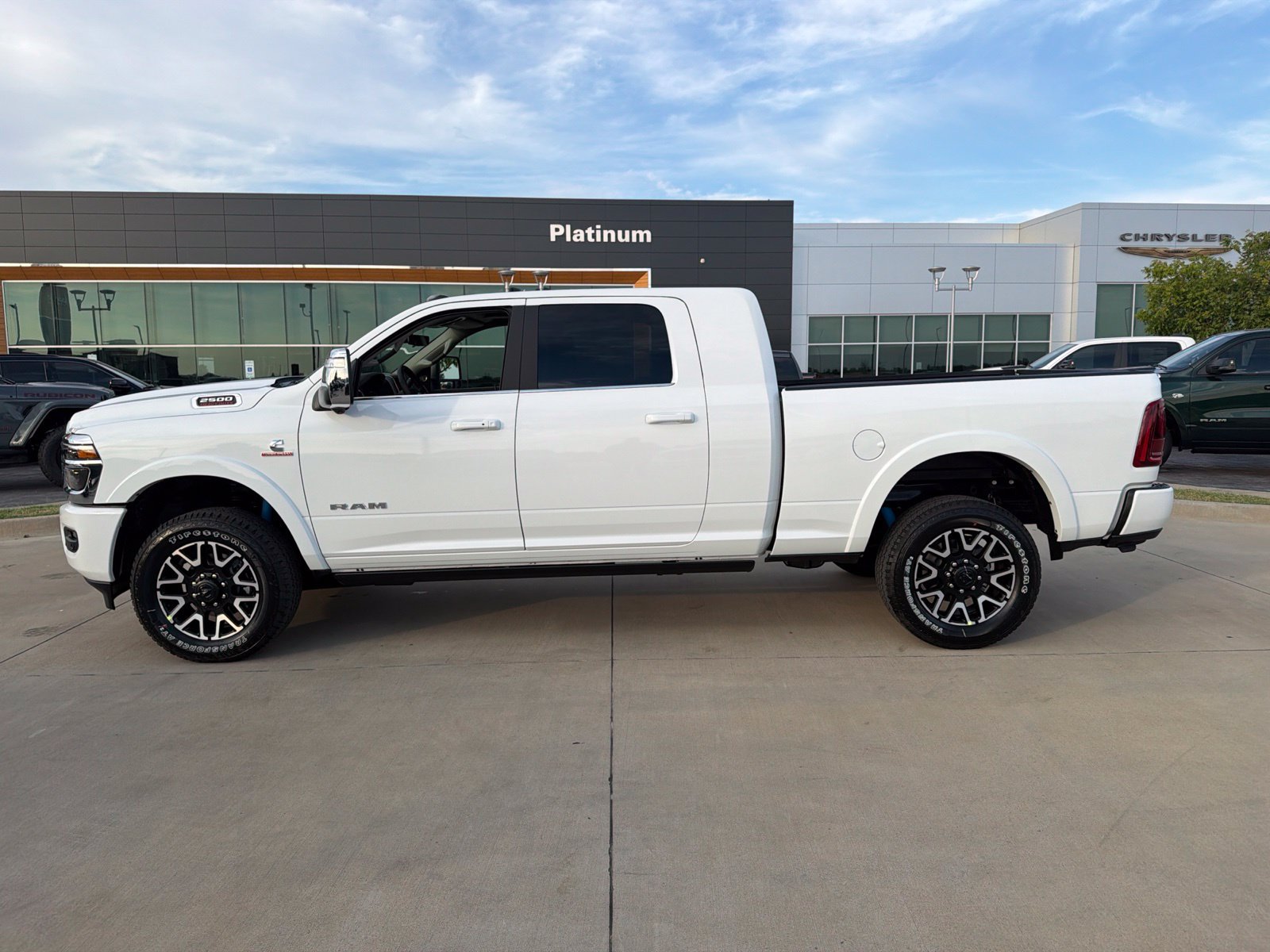 New 2027 RAM 2500 Limited AWD/4WD image 2