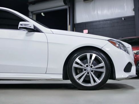 Used 2014 Mercedes-Benz E 350 Sedan w/ Premium 1 Package image 9