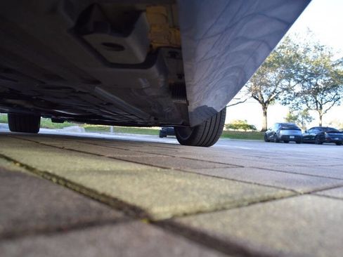 Used 2020 Volvo S90 T6 R-Design image 95