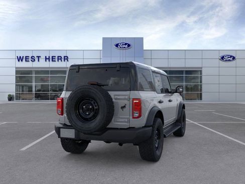 New 2026 Ford Bronco Big Bend w/ Black Appearance Package image 8