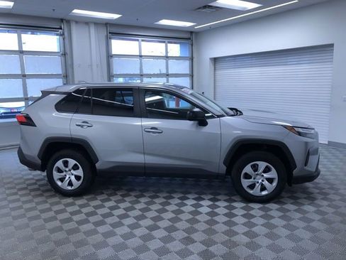 Certified 2025 Toyota RAV4 LE image 35