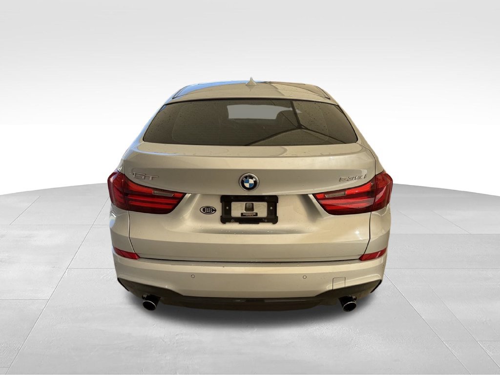 Used 2017 BMW 535i Gran Turismo RWD image 9
