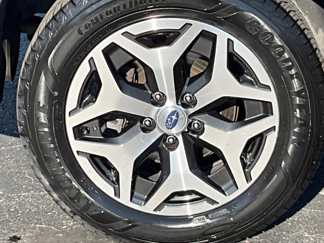 Used 2023 Subaru Forester Premium AWD/4WD image 9