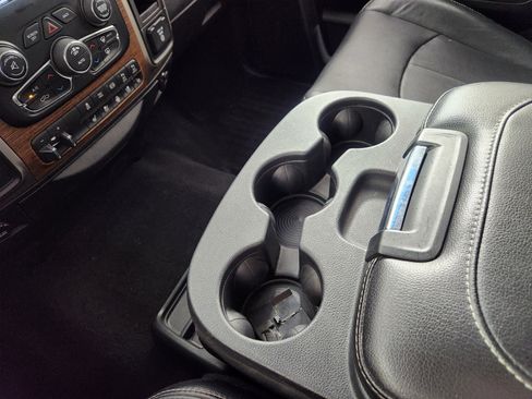 Used 2018 RAM 2500 Laramie image 26