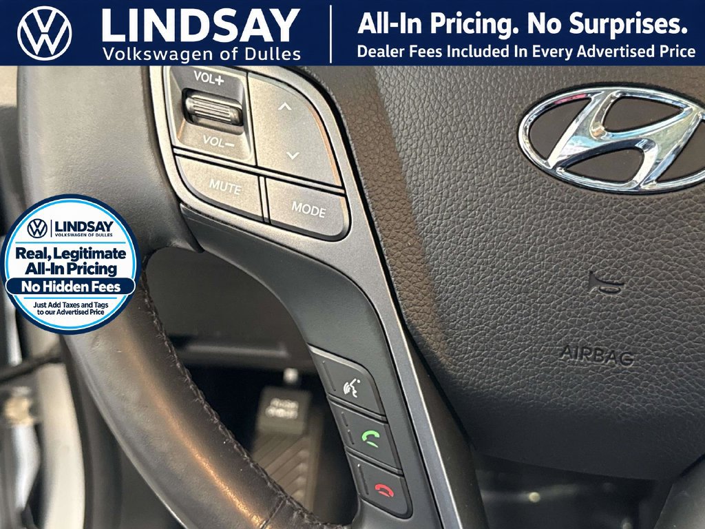 Used 2016 Hyundai Santa Fe SE w/ Option Group 03 AWD/4WD image 23