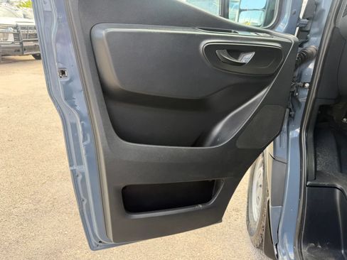 Used 2019 Mercedes-Benz Sprinter 170 image 11