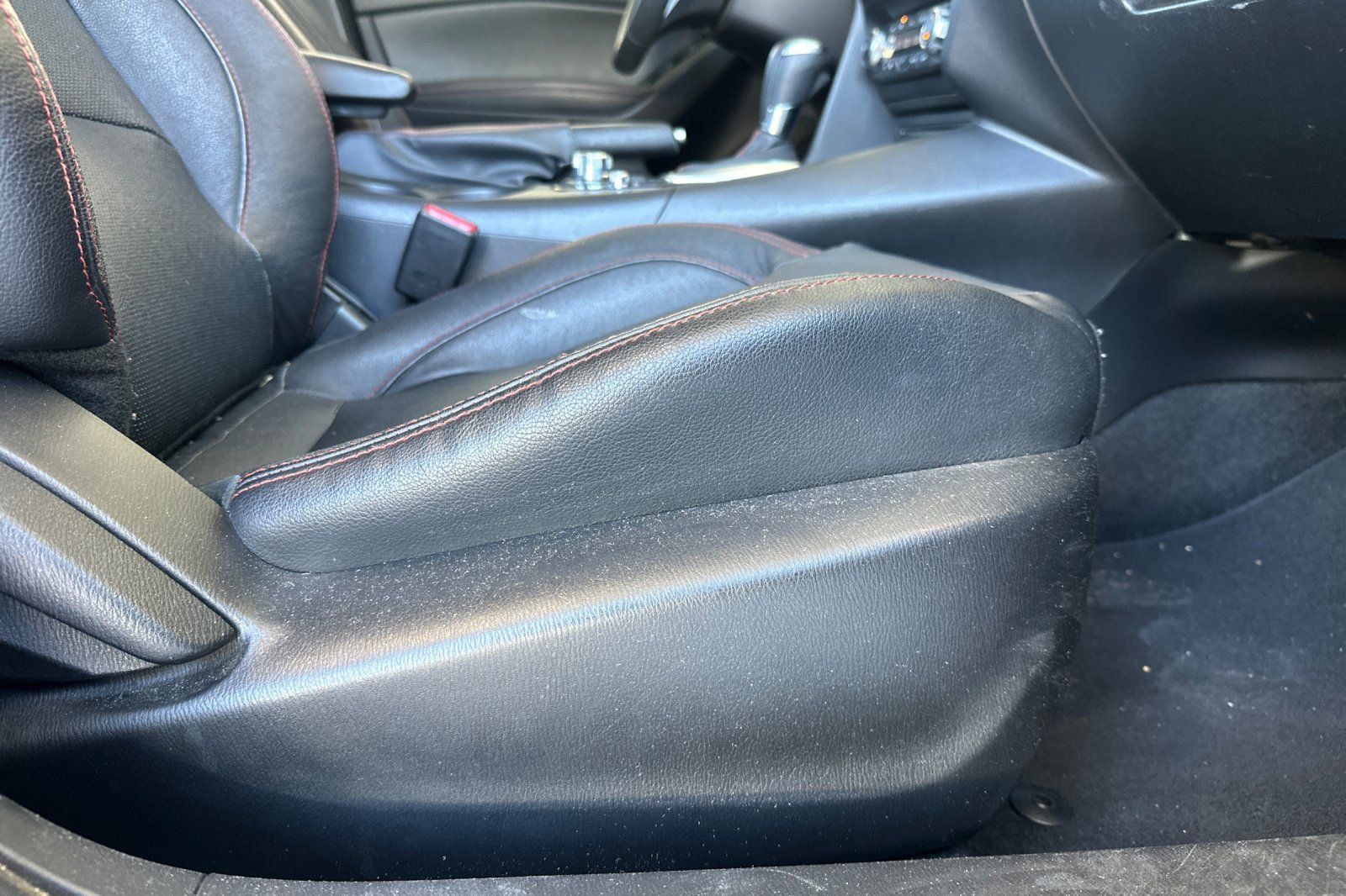 Used 2014 MAZDA MAZDA3 s Grand Touring FWD image 22