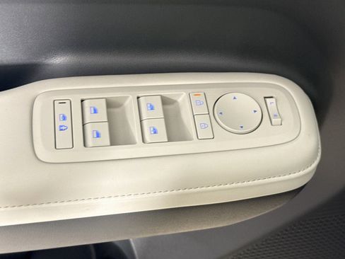 Used 2025 Hyundai Santa Fe SEL FWD image 20