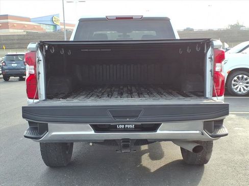 Used 2021 Chevrolet Silverado 2500 LT w/ Convenience Package image 28