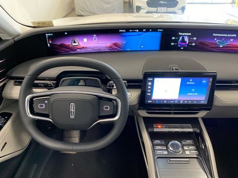 New 2026 Lincoln Nautilus Premier w/ Equipment Group 102A AWD/4WD image 11