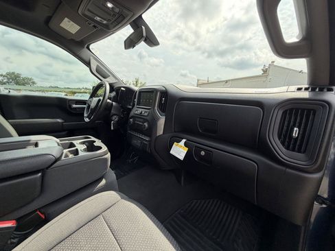 Used 2021 Chevrolet Silverado 1500 Custom AWD/4WD image 30