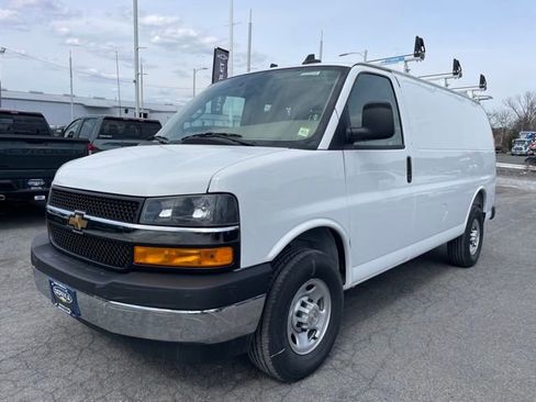 New 2025 Chevrolet Express 2500 w/ Driver Convenience Package image 15
